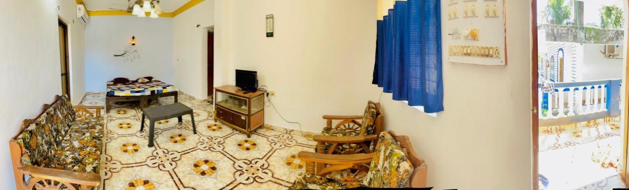 Blue Waves Guest House Calangute Ngoại thất bức ảnh