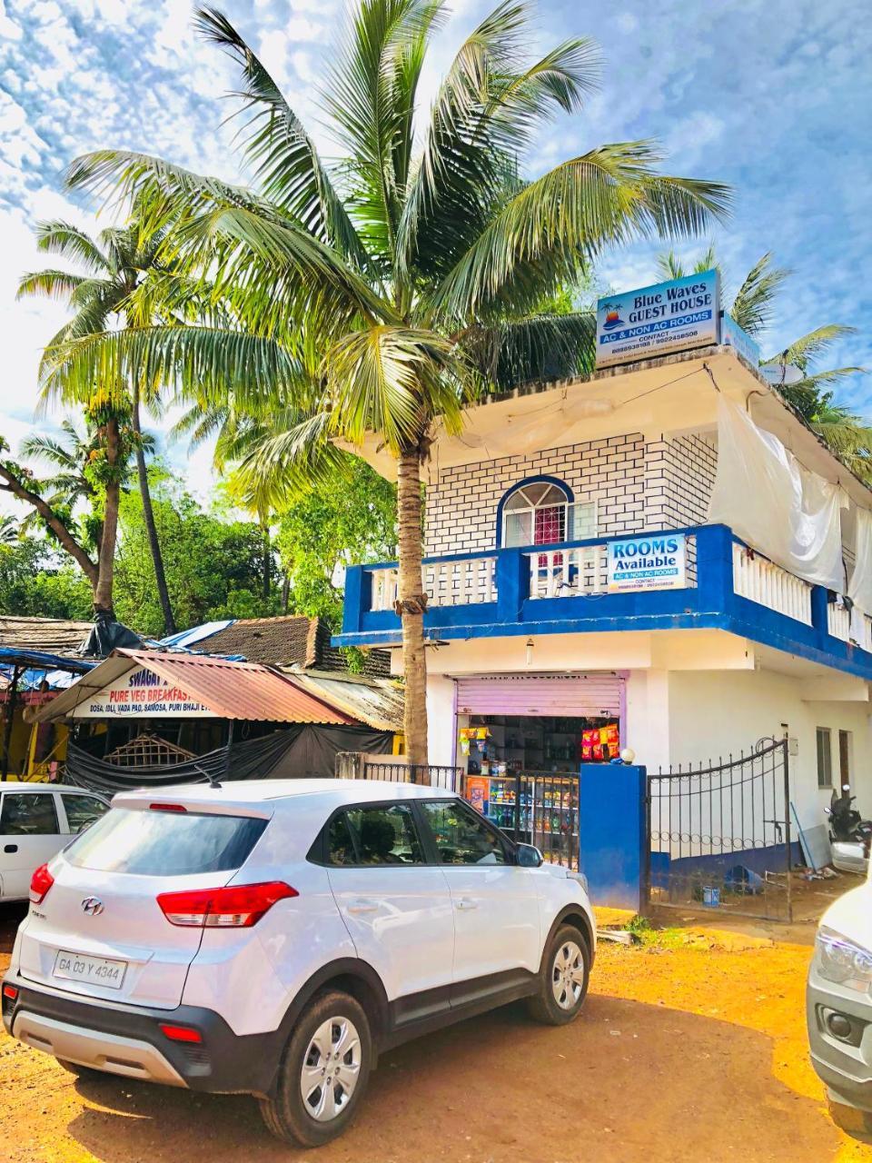 Blue Waves Guest House Calangute Ngoại thất bức ảnh
